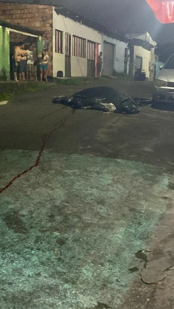 Veja vídeo: Jovem chama Uber e acaba morto com 12 tiros