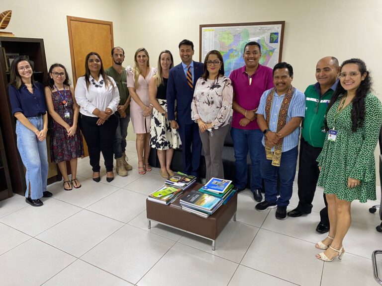 Amazonas recebe comitiva da Embaixada do Canadá para firma parcerias ambientais