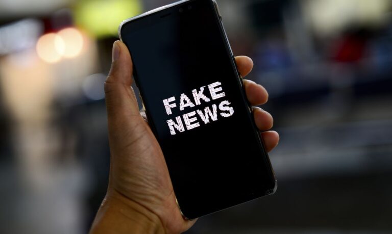 Câmara deve votar urgência do PL das fake news nesta semana