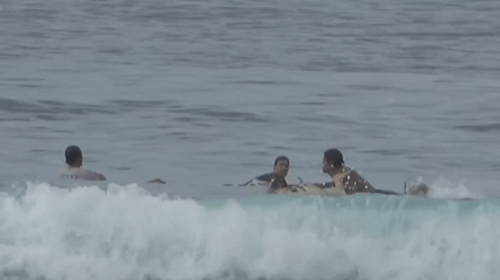 VÍDEO: Brasileiro agride surfista em Bali e diz que não sabia que era uma mulher
