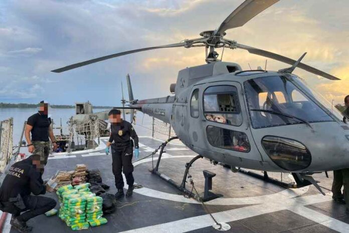 Droga avaliada em R$ 57,6 milhões é apreendida no AM
