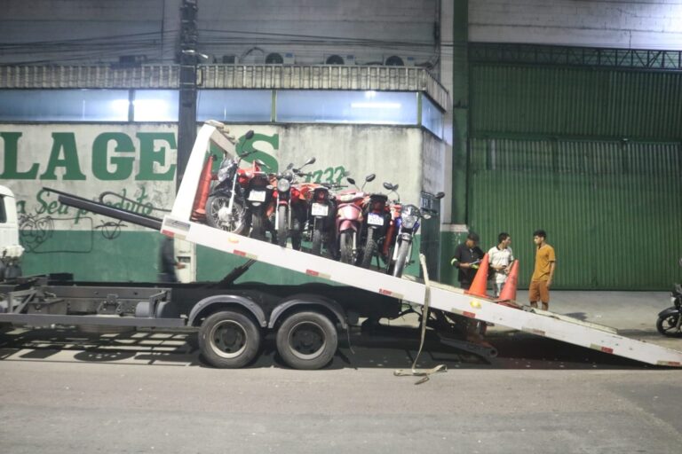 Batalhão de trânsito apreende 30 veículos durante operação em Manaus