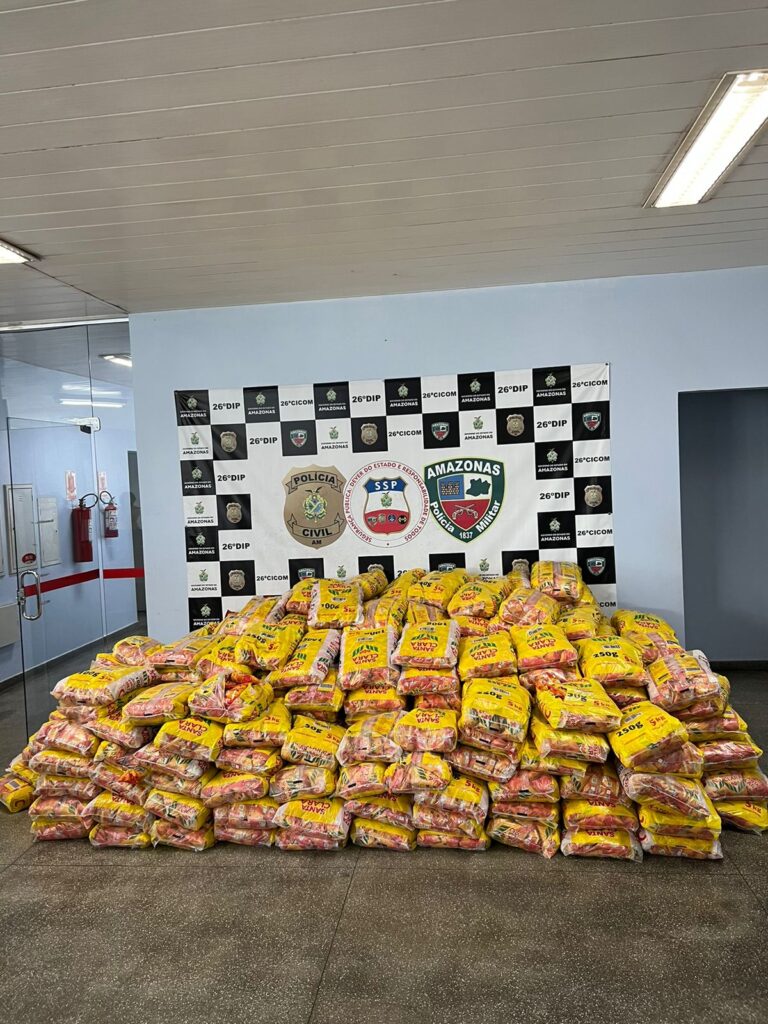 Dono de mercadinho é preso por envolvimento em roubo de carga de café avaliada em R$ 200 mil