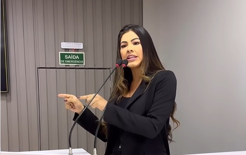 Vereadora denuncia prefeitura de Parintins por suspeita de contrato irregular