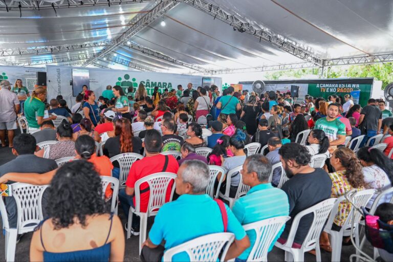 “Câmara Cidadã” oferece 100 serviços gratuitos em dois dias de ação. Confira
