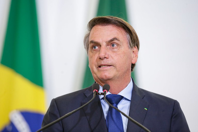 Defesa de Bolsonaro avalia recorrer da decisão do TSE no STF