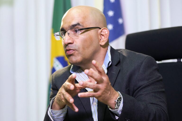 Juiz Luis Carlos Valois tem suas redes sociais liberadas Juiz Luis Carlos Valois tem suas redes sociais liberadas