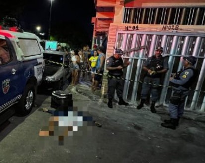 Homem se passa por entregador e morre em assalto no Ouro Verde