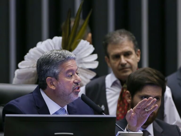 Lira vai se reunir com governadores para discutir reforma tributária