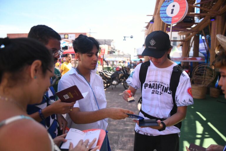 Passaporte Parintins garante experiências turísticas gratuitas na ilha. Saiba mais