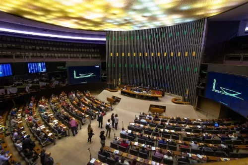 Confira as 5 vezes em que o União Brasil foi contra o governo Lula na Câmara