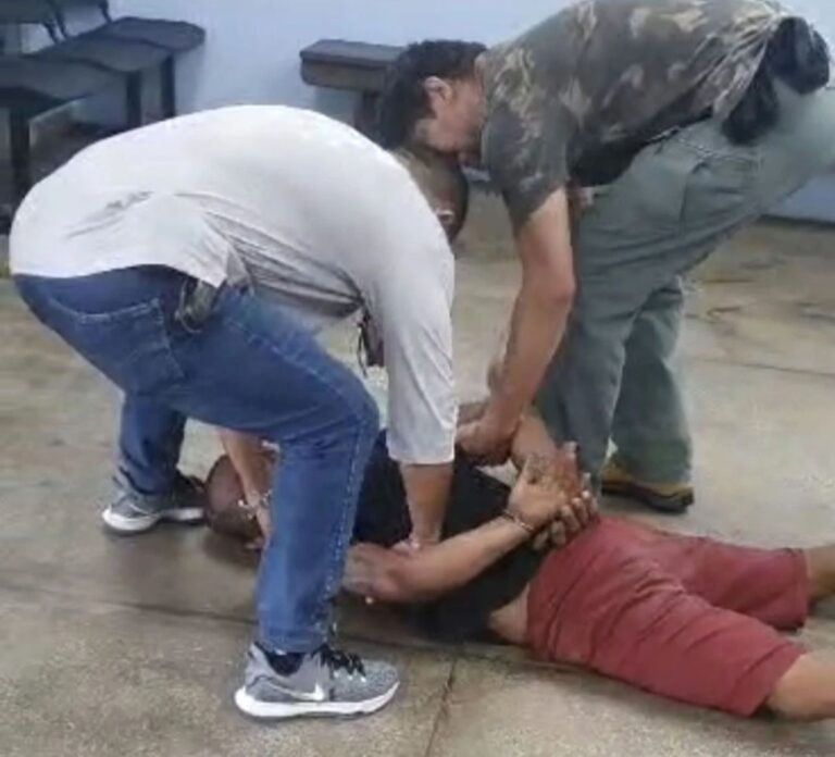 VÍDEO: homem é preso após ameaçar matar mãe idosa