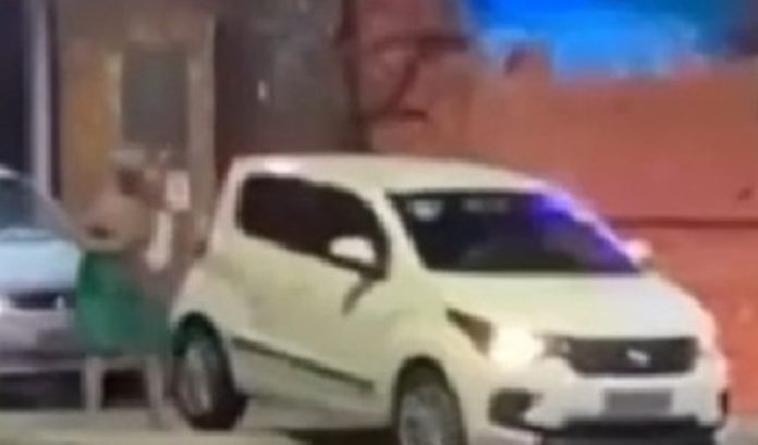 VEJA: Sogra flagra traição de nora em motel de Manaus