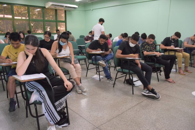 UEA oferta mais de 5 mil vagas para o Vestibular e o SIS 2023, acesso 2024
