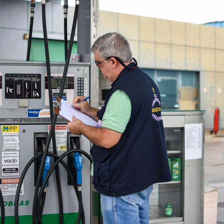 Fiscalização identifica variações no preço da gasolina em Manaus Fiscalização identifica variações no preço da gasolina em Manaus