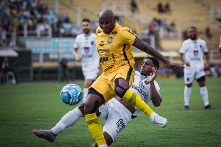 Amazonas FC é goleado e perde liderança da Série C