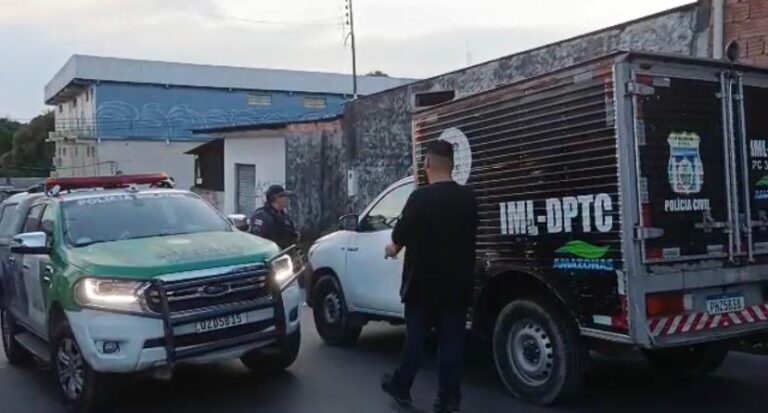 Jovem é morto com tiros nas costas durante perseguição em Manaus