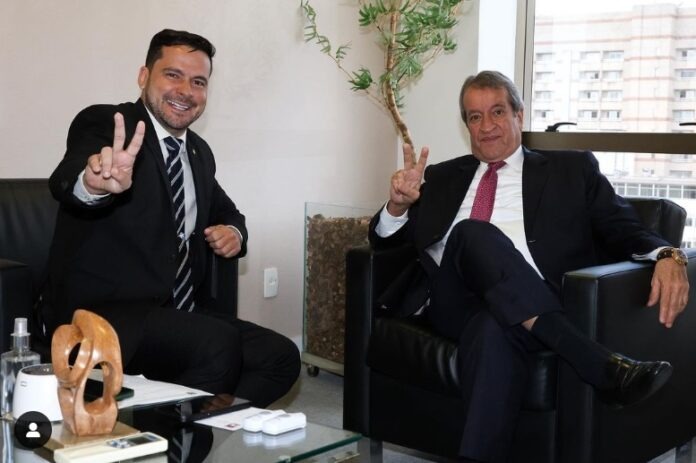 Divergência: Valdemar contesta Alberto Neto sobre Reforma Tributária