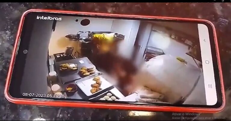 VÍDEO: Homem estupra e esfaqueia ex-enteada por “vingança”