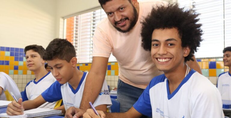 Em Tocantins, programa de bonificação para profissionais da educação é lançado nesta quinta-feira (27)