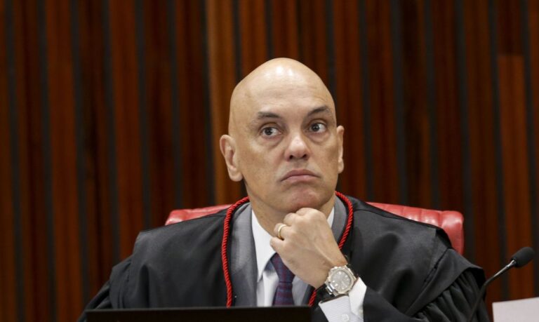Moraes é ouvido pela PF sobre agressão no aeroporto de Roma