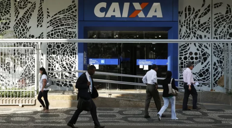 “Dia do Desenrola”: agências da Caixa vão abrir 1 hora mais cedo nesta sexta (21) para renegociar dívidas