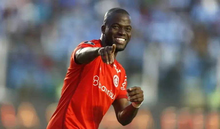 Inter vence Bolivar e se aproxima da semifinal da Libertadores Inter vence Bolivar e se aproxima da semifinal da Libertadores
