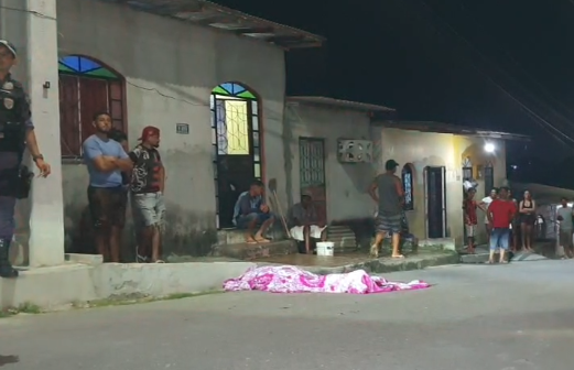 Homem morre com 10 tiros no bairro Cidade de Deus