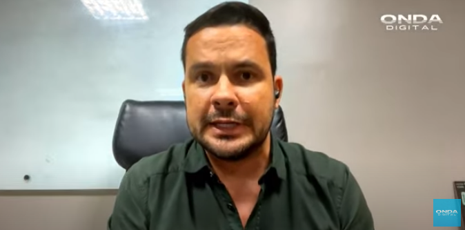 EXCLUSIVO: Alberto Neto responde a Coronel Menezes, "ele é desagregador e constrange Bolsonaro"