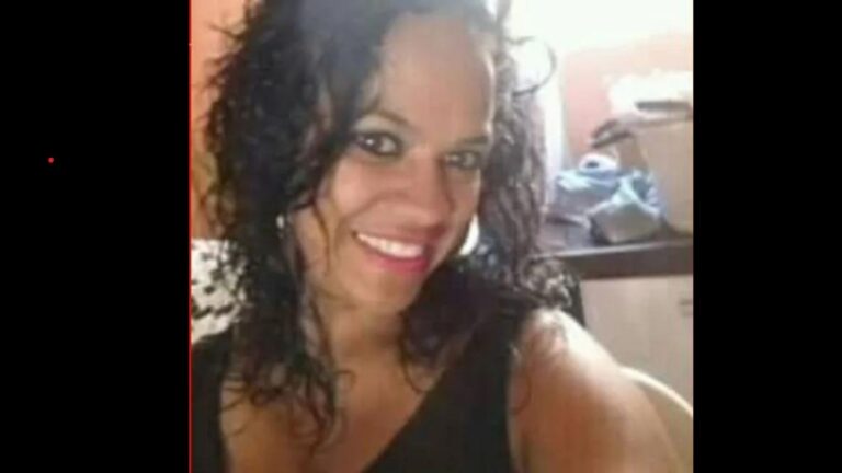 Mulher é morta com golpes de foice por companheiro