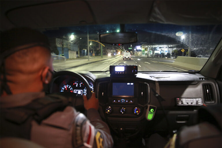Em Manaus, criminosos são presos após assalto em rota do Distrito Industrial