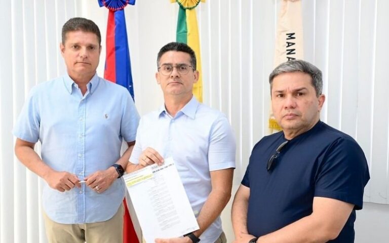 VÍDEO: David Almeida decreta estado de emergência em Manaus