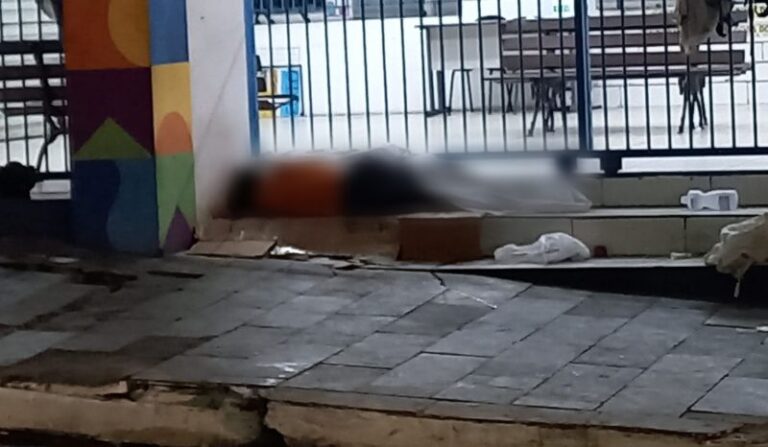 Morador de rua é morto a tiros no centro de Manaus
