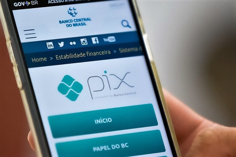 BC obriga instituições a avisar clientes sobre vazamentos no Pix