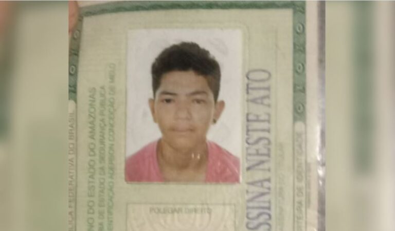 Mulher é morta a tiros em frente da sua residência, em Manaus Mulher é morta a tiros em frente da sua residência, em Manaus