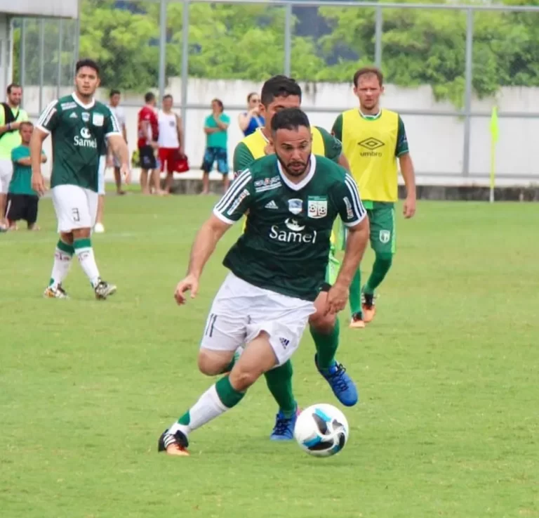 Infarto: advogado morre em Manaus enquanto jogava futebol