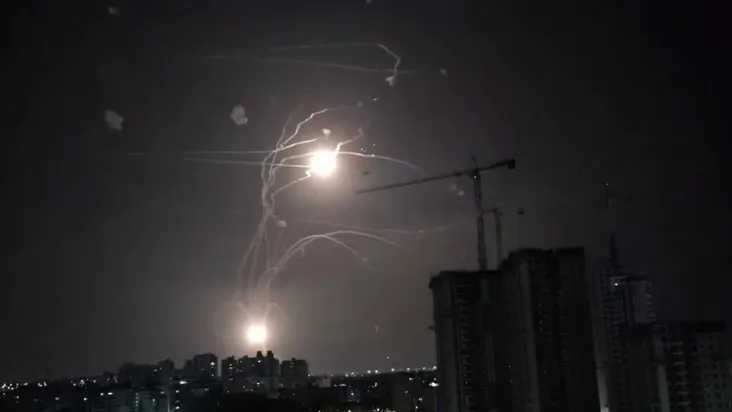 VÍDEO: Primeiro avião transportando munição dos EUA pousa em Israel