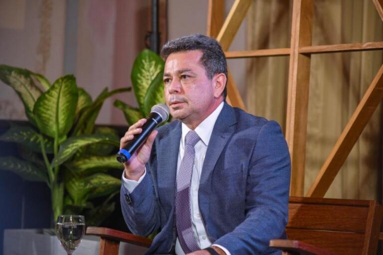 Tadeu de Souza - (Foto: Divulgação).