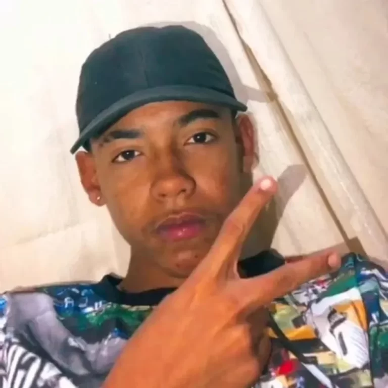 Dois adolescentes são executados com tiros na porta de casa, no TO