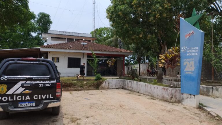 Dupla é presa por assassinato após briga de bar em Santo Antônio do Içá