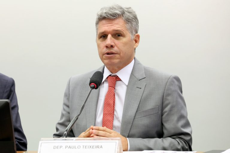 Seca no AM: Ministro de Desenvolvimento Agrário e Agricultura visita Manaus