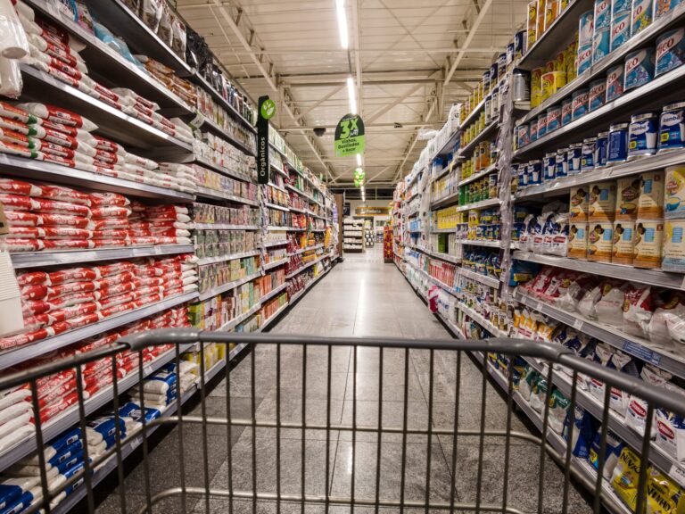 Novas regras para rótulos de alimentos valem a partir de hoje