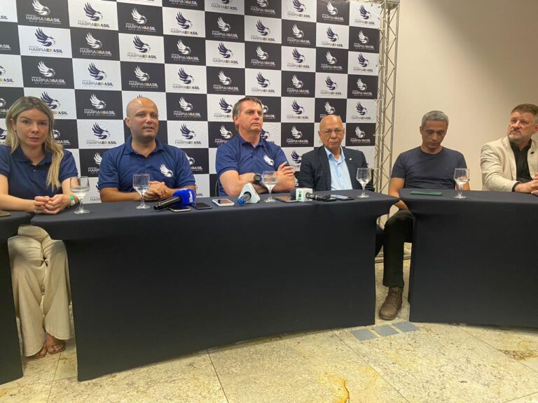 Em Goiânia, Bolsonaro dispara críticas contra STF, TSE, Lula e PT