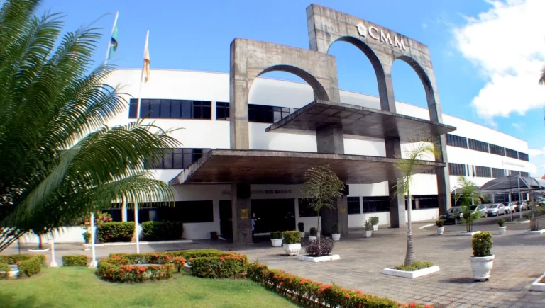 Quase 20 mil pessoas vão fazer concurso público da CMM em Manaus