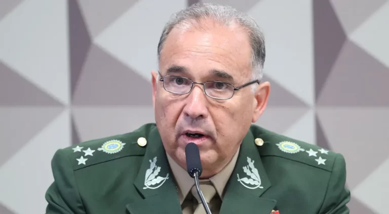 Exército indica ex-comandante do Planalto no 8 de janeiro para vice-chefia do Estado-Maior