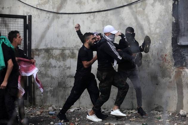 Vídeo: Manifestação pró-Palestina é feita em frente a Embaixada dos EUA no Líbano