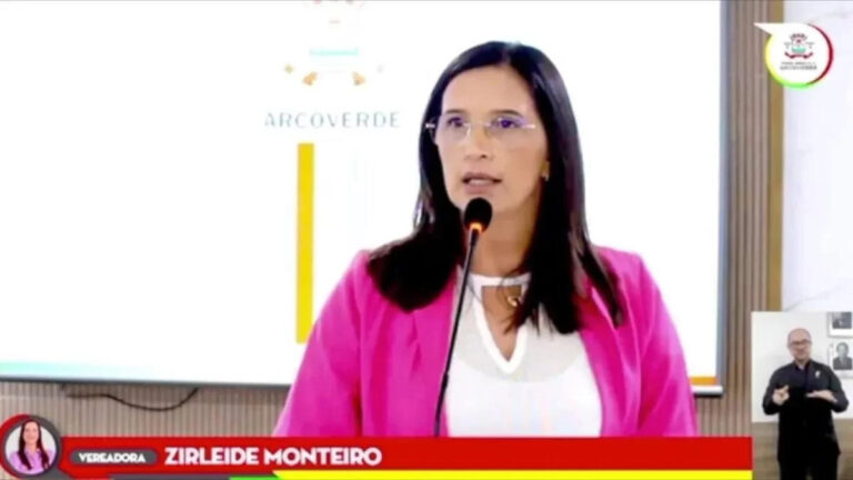 VÍDEO: Vereadora em PE diz que filho autista de uma mãe foi "castigo de Deus"