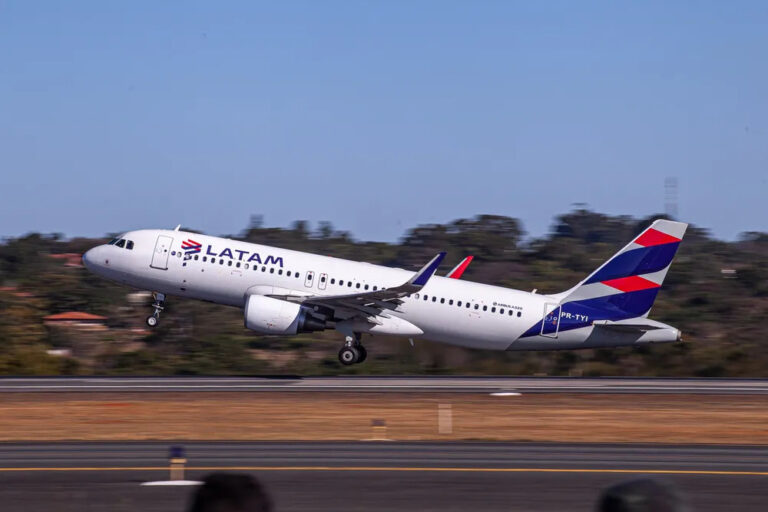 Latam anuncia retorno dos voos diretos entre Manaus e Porto Velho