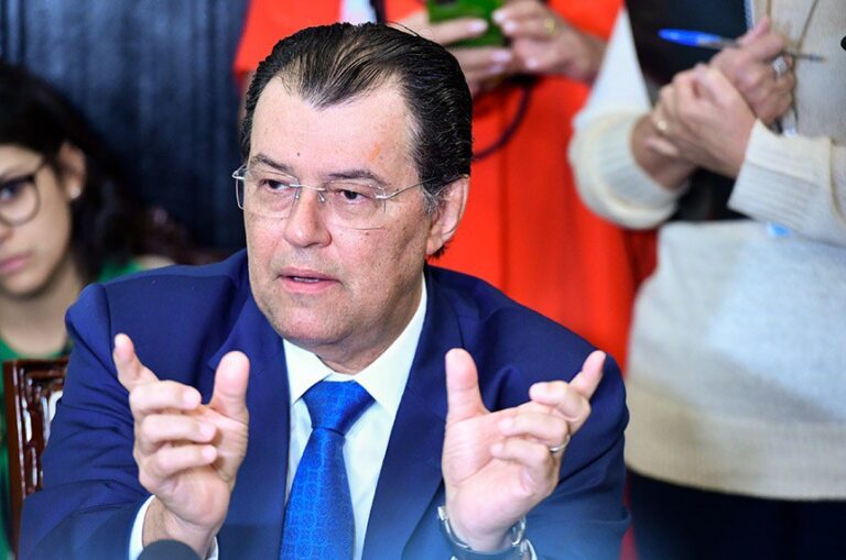Reforma Tributária: Braga prevê ‘trava’ para aumento de imposto