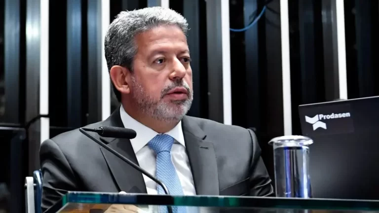 Arhtur Lira, imposto de renda